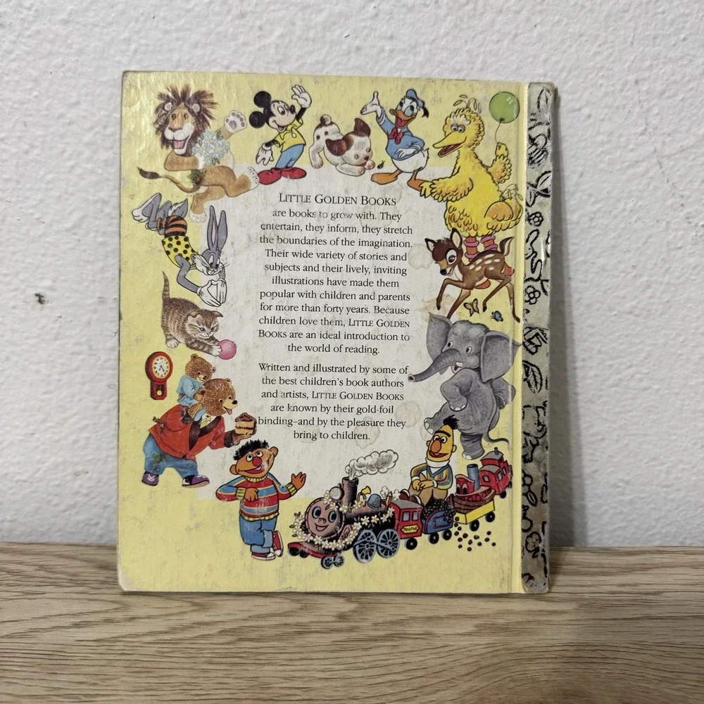 A Little Golden Book‎ The Friendly Bunny 1985 #595 By Dorothy Kunhardt Vintage